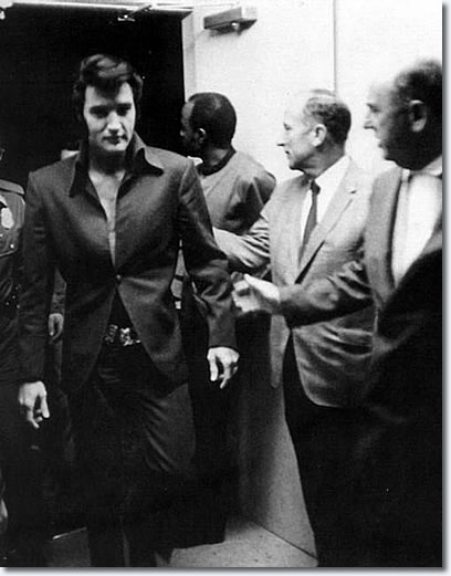 Elvis Presley 1969 - Backstage The International Hotel, Las Vegas